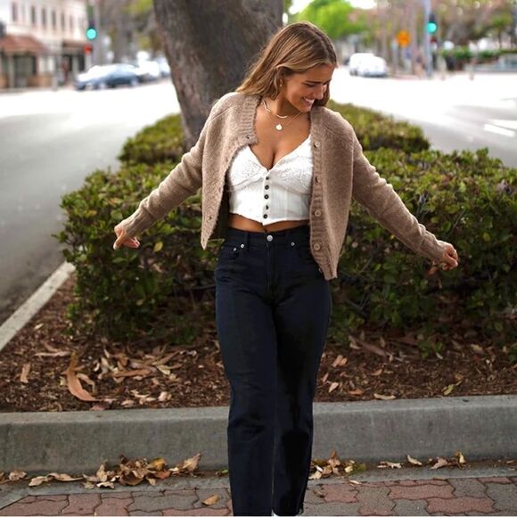 NWT Free People Have My Heart Tank White Cropped Lace Button Front Key Hole - Picture 12 of 12